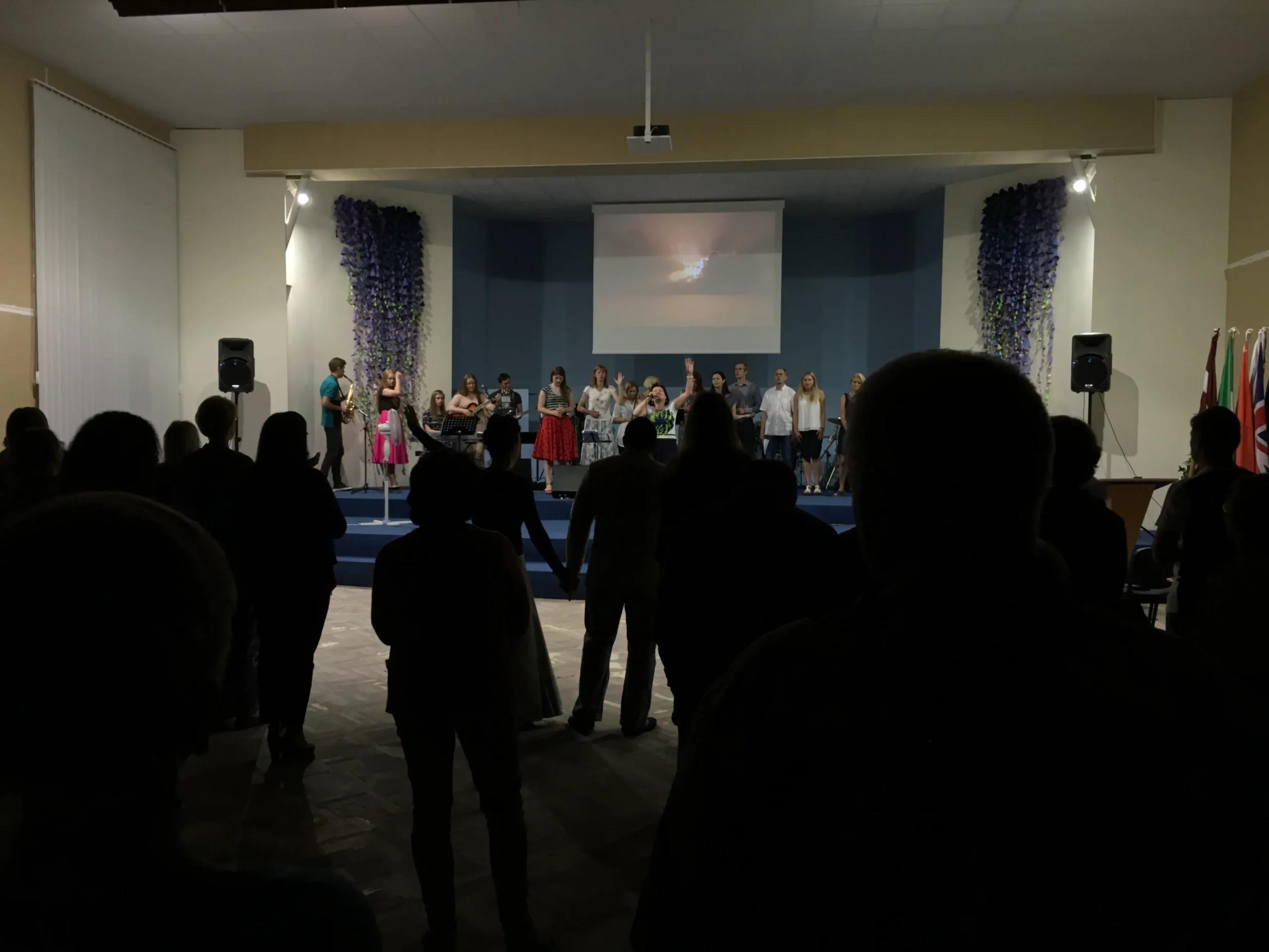 Вечер поклонения, 2016 год - хвала и молитва в церкви 